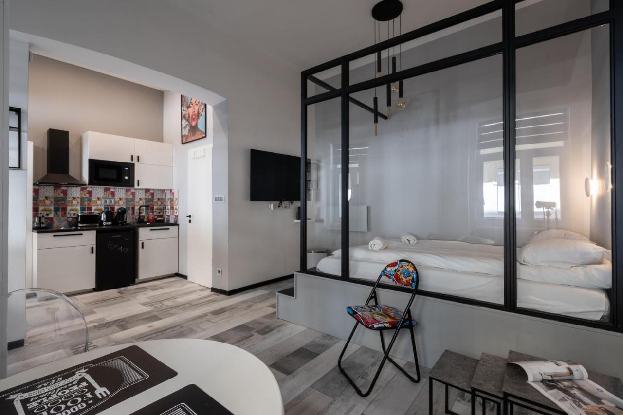 S15- Boutique Apartments, Best Location, By Bqa Budapeste Exterior foto